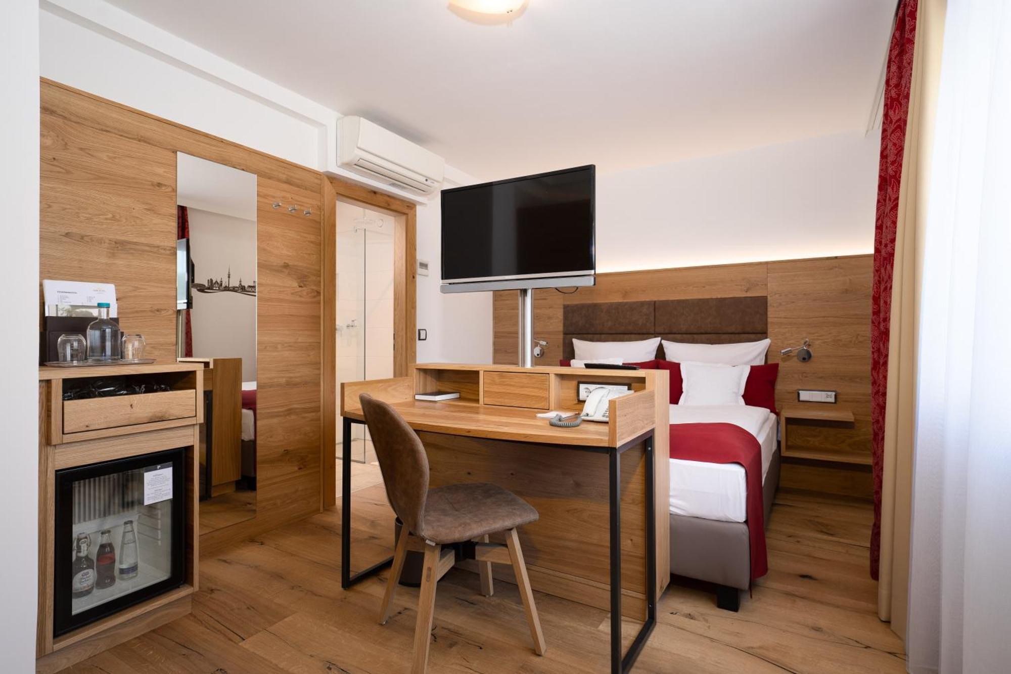 Park Laim Hotel 4*